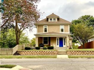 2201 Lovers Ln, Saint Joseph, MO 64505