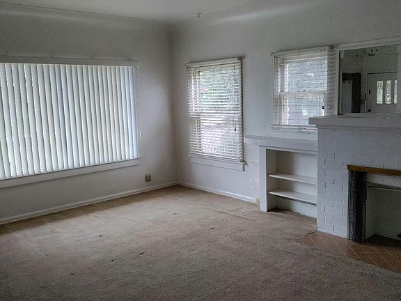 3rd image of 1117 17th St #A