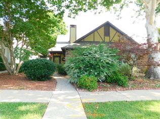 133 E Windsor Dr, Denton, TX 76209