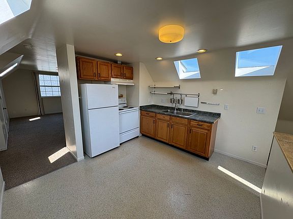 5th image of 1209 Harrison Ave #C