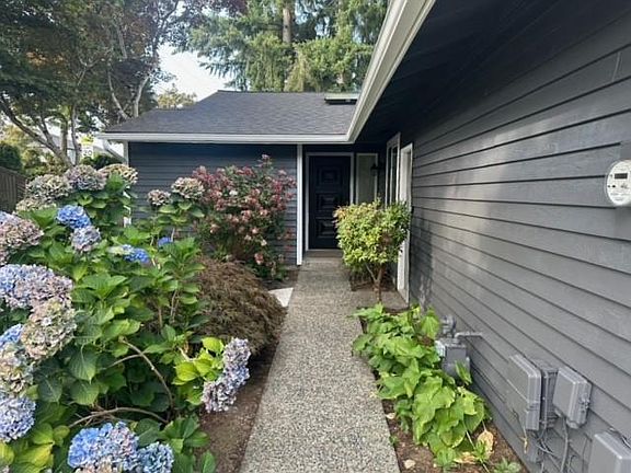 2nd image of 13200 NE 138th Pl