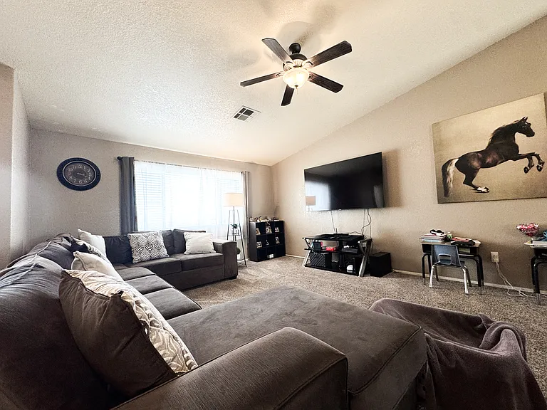 7176 E 26th Pl — Photo 8