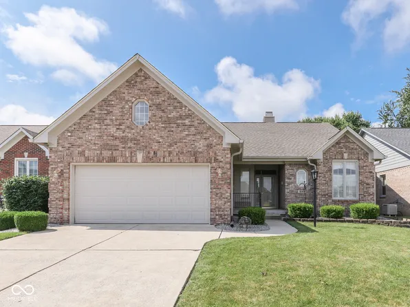 1645 Oakmere Way, Greenwood, IN 46142