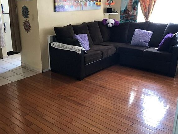 3rd image of 10706 Victory Blvd APT 104