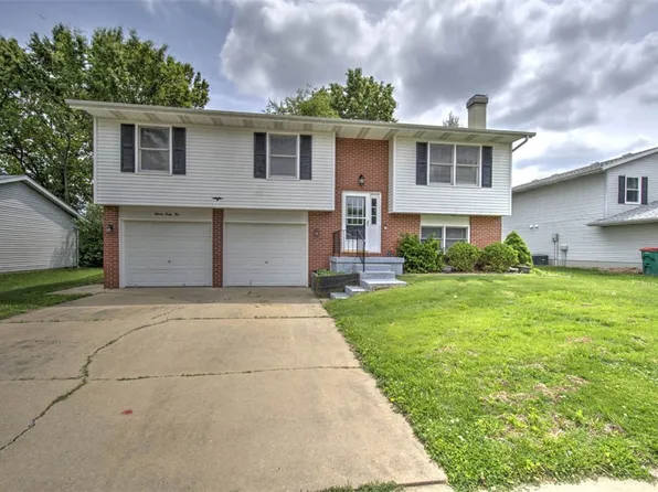 1545 W Highland Pl, Decatur, IL 62526