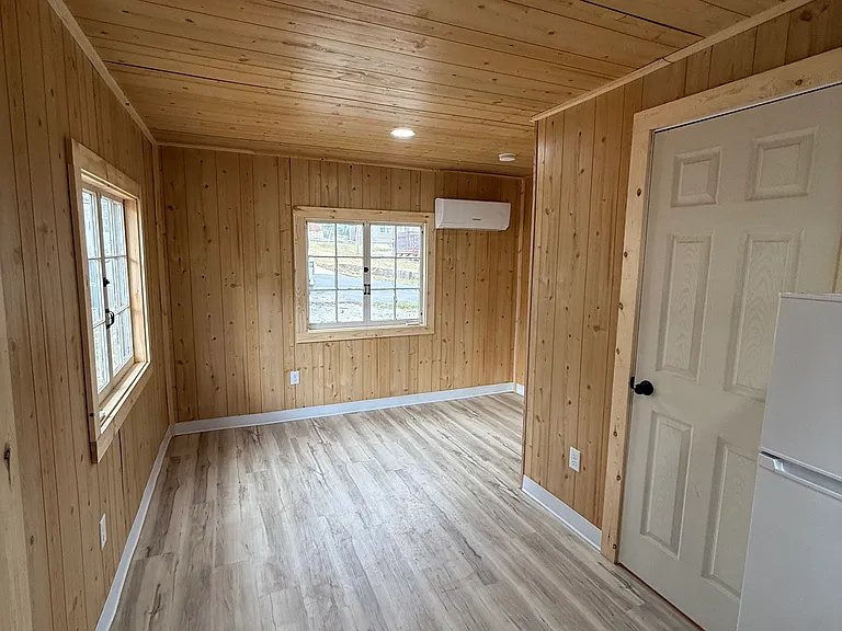 248 Wildflower Ave #6 — Photo 3