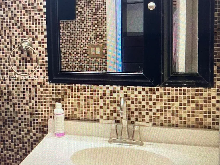 1174 NW 13th St #236B — Photo 7