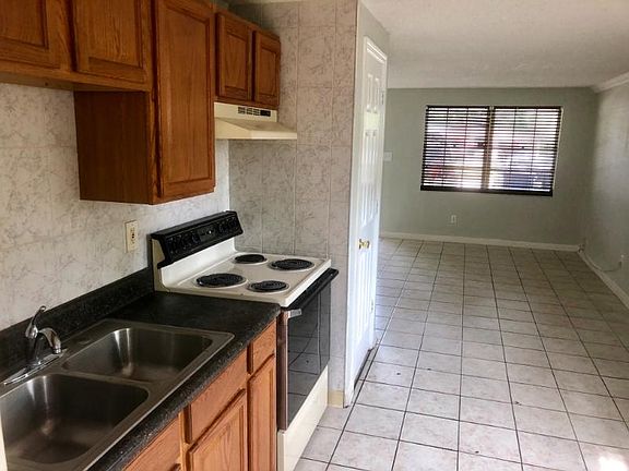 4th image of 9801 N Aster Ave #Ab
