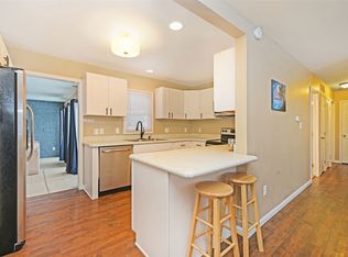 10213 N Meridian Rd, Pleasant Lake, MI 49272