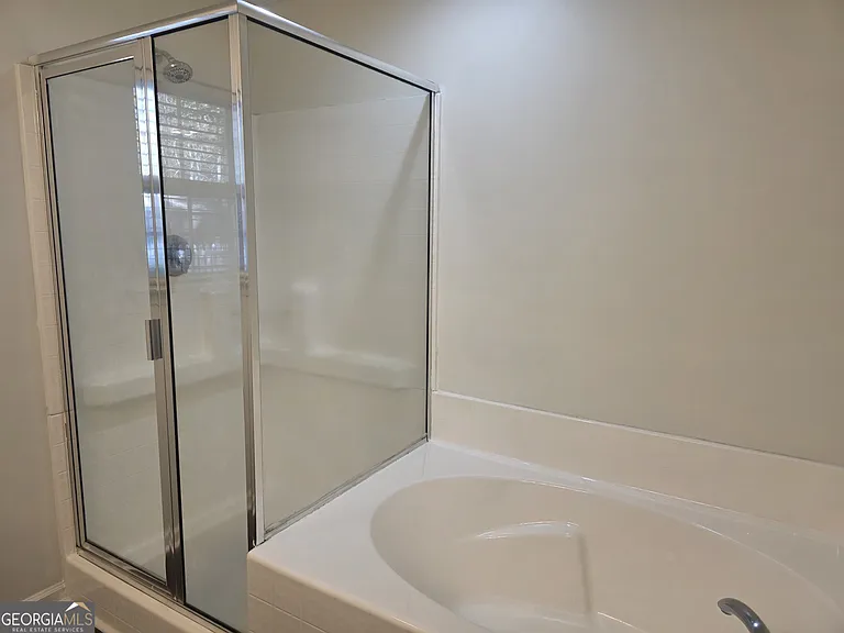 434 Roberts Way — Photo 22
