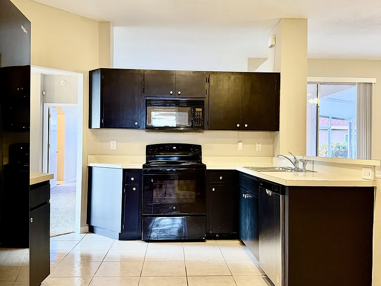3415 Silver Meadow Way — Photo 36