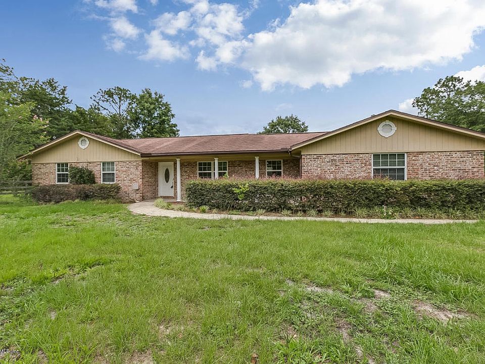 1st image of 1080 Foxmeadow Trl