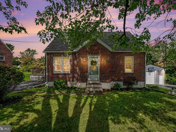 862 Englesville Hill Rd, Boyertown, PA 19512