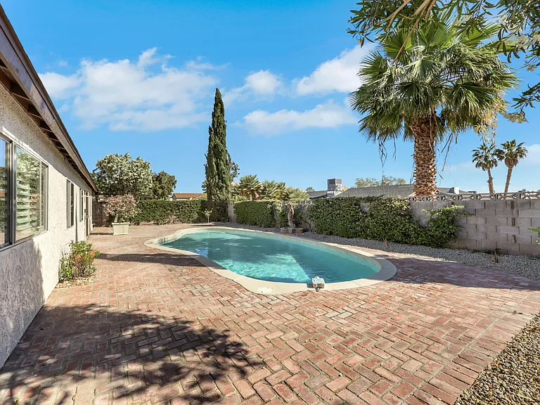 3212 Moonflower Dr — Photo 43
