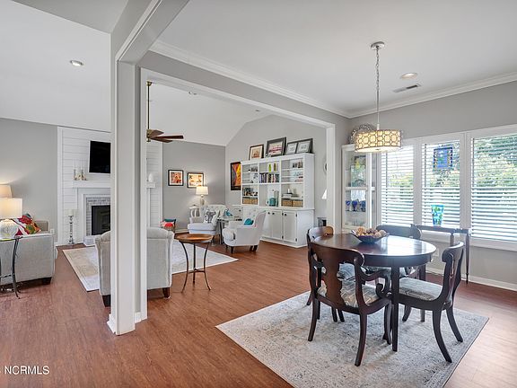 5th image of 3703 Reston Ct APT D