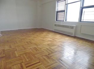 6907 Woodside Ave, Flushing, NY 11377