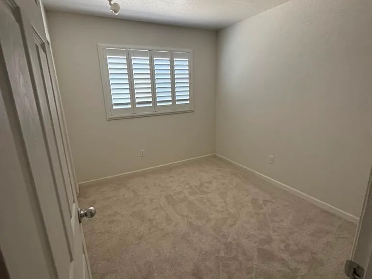 1819 S Cherokee Ln #60 — Photo 11