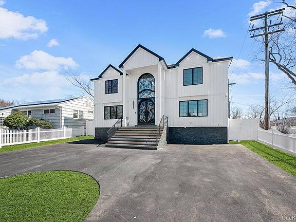 3rd image of 15 Forest Road