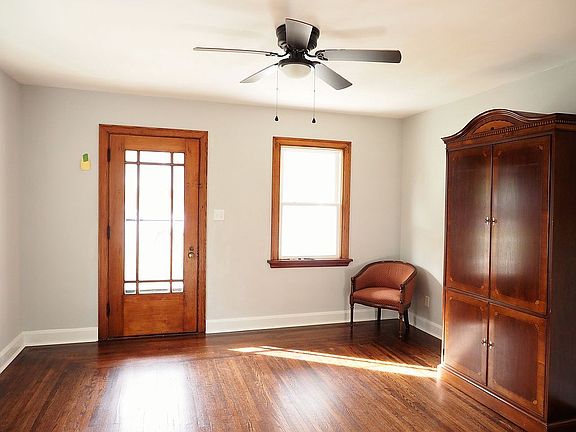 2nd image of 4334 Hays Ave