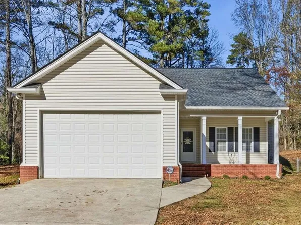 1122 Whispering Hills Dr, Bremen, GA 30110