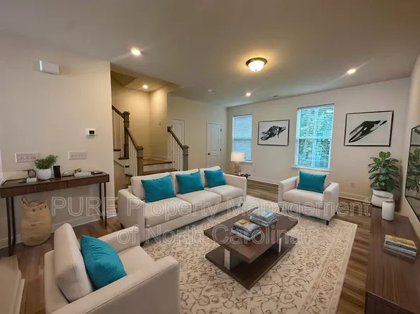 2413 Magnolia Blossom Way, Charlotte, NC 28211