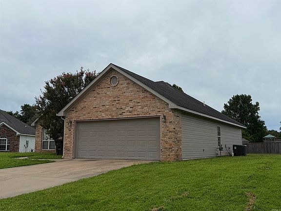 3rd image of 14012 Knighton Cv
