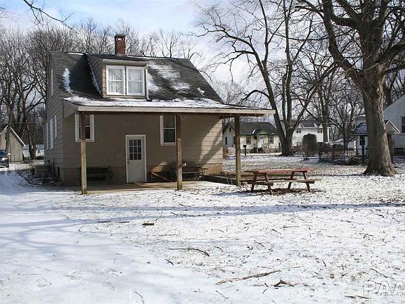 5th image of 801 N Cherry Ln