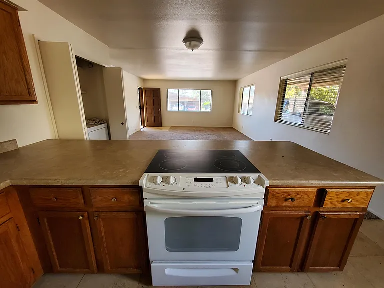 370 Fairway Oaks Dr #A — Photo 12