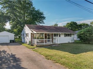 561 Geron Dr, Springfield, OH 45505