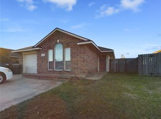 911 Bougainvillea St, College Station, TX 77845