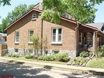 2nd image of 1943 Forest Ave