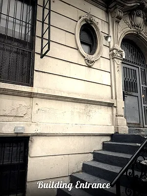 Rented by Elite NY Holdings | media 11