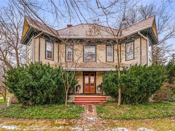 572 Mercer New Wilmington Rd, Mercer, PA 16137