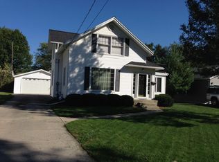 712 Tappan St, Maumee, OH 43537
