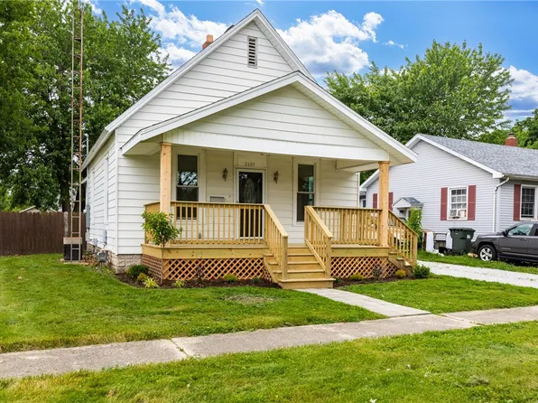 2609 Shelby Ave, Mattoon, IL 61938