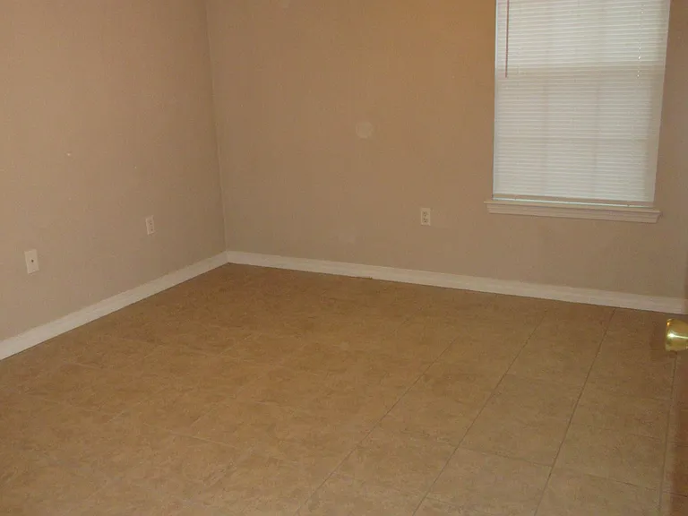 321 Niceville Ave #B — Photo 10