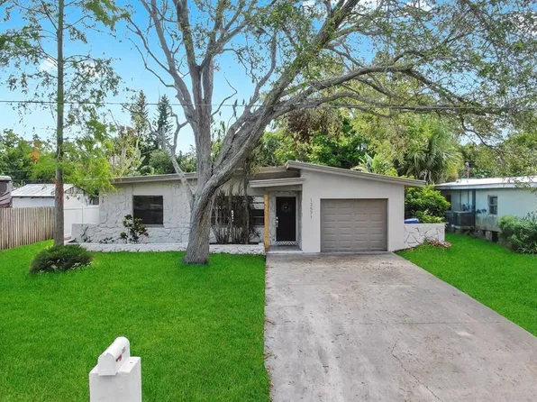 12571 136th Ln, Largo, FL 33774