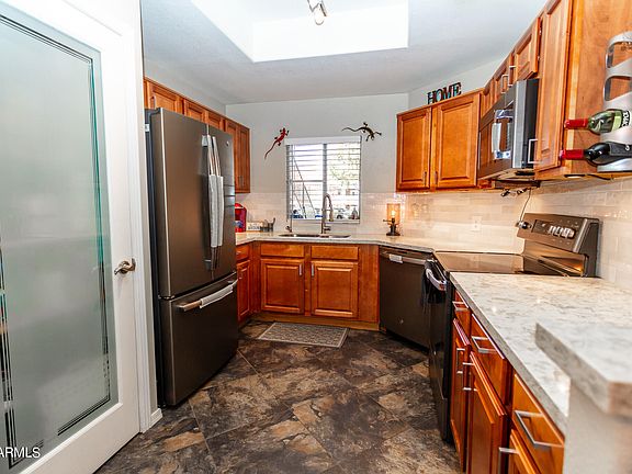 4th image of 3830 E LAKEWOOD Parkway E #1158