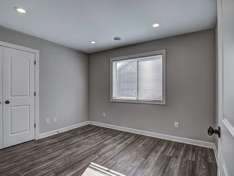 1624B Gunston Dr — Photo 57