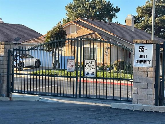 4th image of 40968 Cypress Point Dr