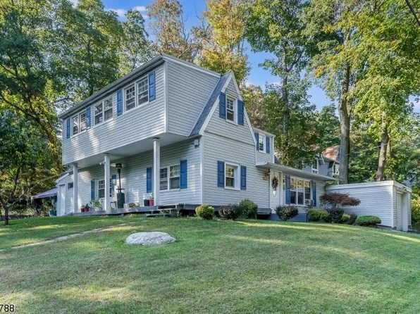 102 Harris Ave, Hopatcong Boro, NJ 07874