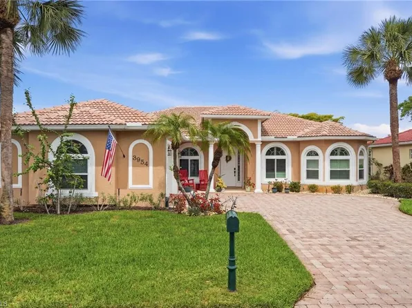 3954 Recreation LN, NAPLES, FL 34116