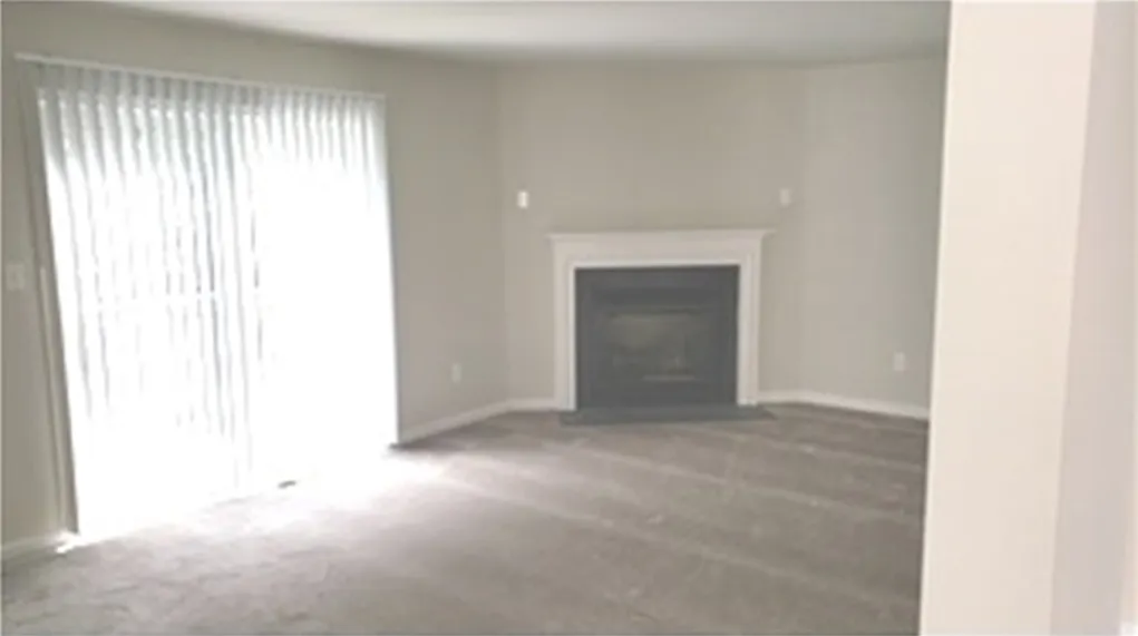 3 bed, 2.5 bath, $2,595 — Photo 3