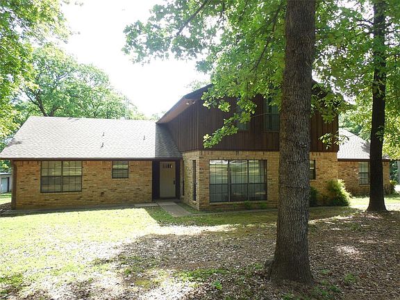 4th image of 1001 Darryl Dr