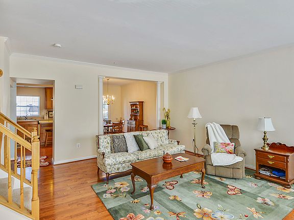 4th image of 13111 Blossom Hill Way