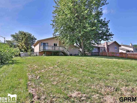 4th image of 12802 Josephine St