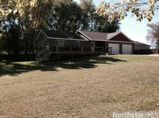 61055 199th St, Litchfield, MN 55355