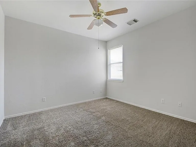 2614 Kinney Oaks Ct — Photo 23