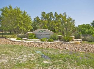 225 Oyster Spgs, Canyon Lake, TX 78133