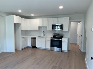 75 Court St APT 2, Exeter, NH 03833